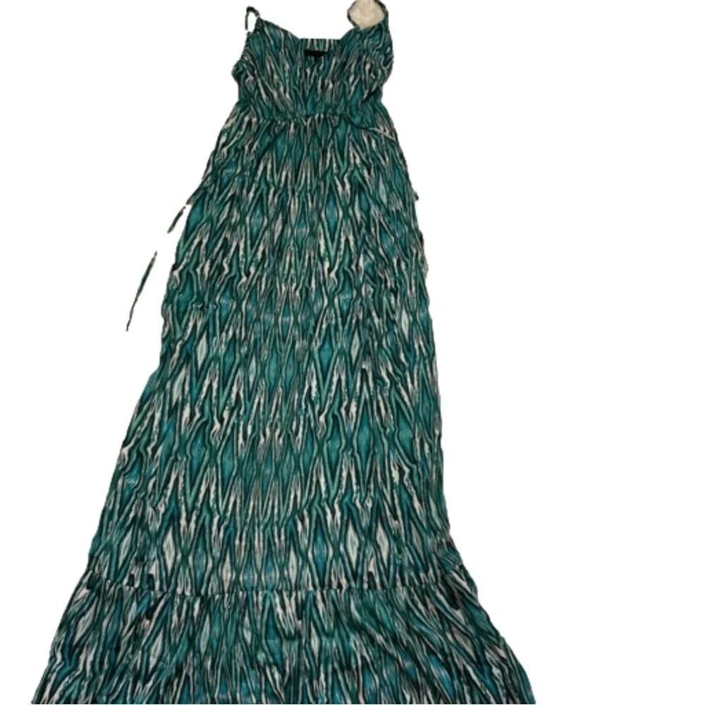 CV by Cynthia Vincent Maxi SunDress
Multi Blue Size XS Tie at back NEW - Picture 2 of 9